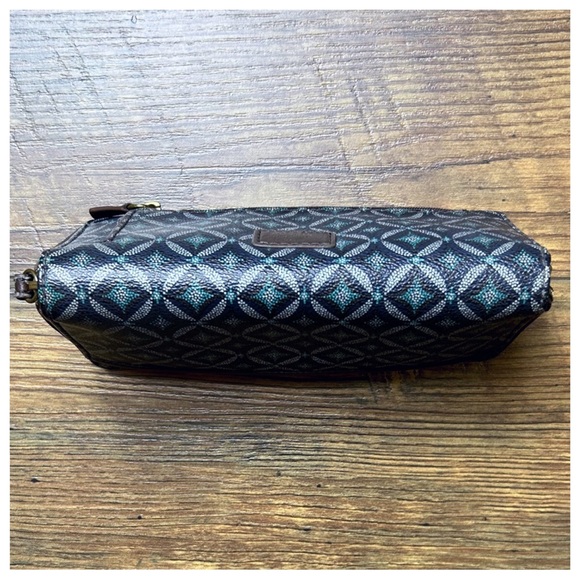 Fossil Geometric Logan Zip Around Wallet - Picture 5 of 10